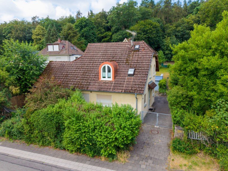 Haus 2 - Ansicht 1 M�hltal / Trautheim Haus 2 H�user in bester Waldrandlage von M�hltal auf einem sehr gro�en Grundst�ck