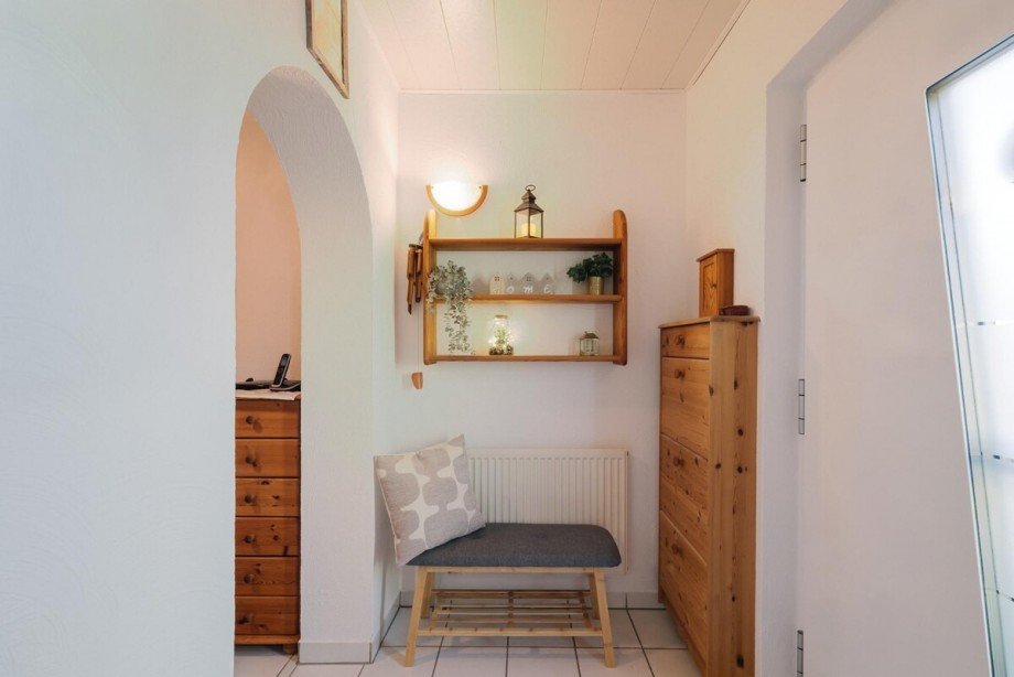 EG - Einladender Eingangsbereich - Welcome Home Etagenwohnung Erzhausen