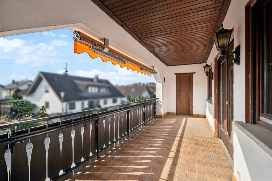 OG - �berdachte Loggia als private R�ckzugsoase Haus Schaafheim