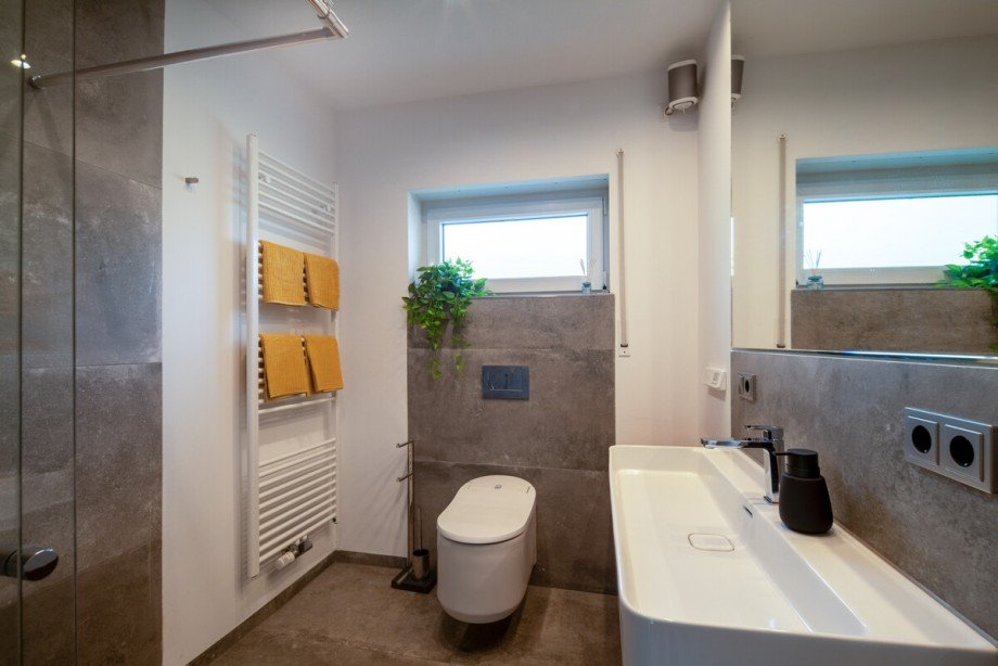 Modernes Badezimmer 1 Einfamilienhaus Modautal
