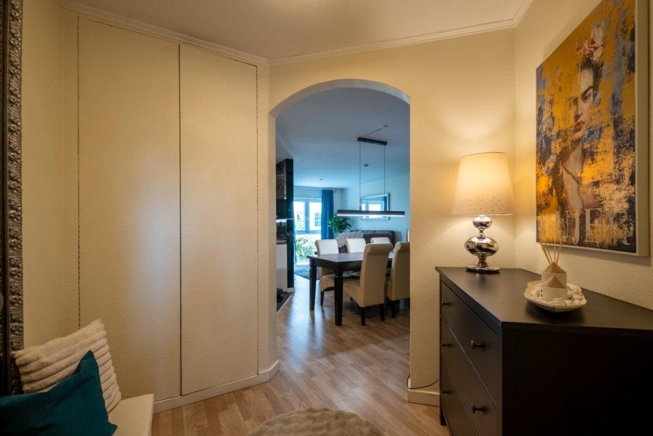 Einladender Eingangsbereich 1 Etagenwohnung Bad Vilbel / Gronau