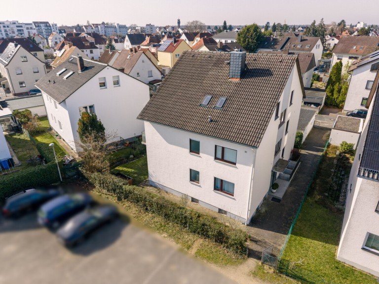 Au�enaufnahme 1 Langen Mehrfamilienhaus Mehrfamilienhaus in gefragter Lage - solide Kapitalanlage mit Entwicklungsspielraum
