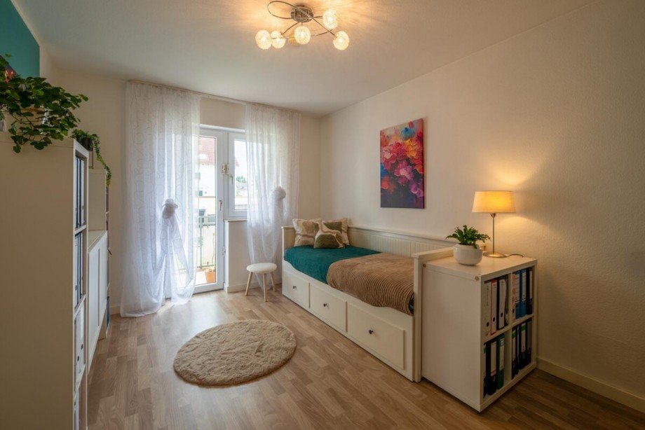 Kinderimmer mit Zugang zum Balkon 2 Etagenwohnung Bad Vilbel / Gronau