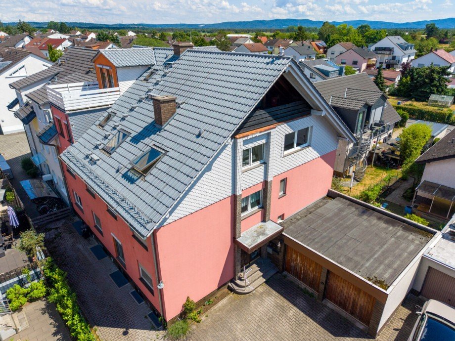 Haus Drohnenaufnahme 1 Maisonettewohnung Griesheim